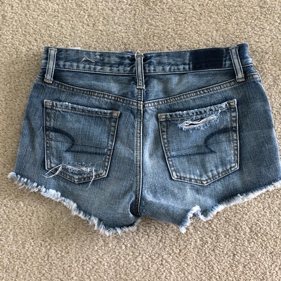 American Eagle High Rise Festival Jean Shorts - Picture 2 of 3